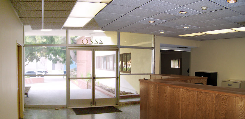 INT REVERSE TO FRONT DOOR