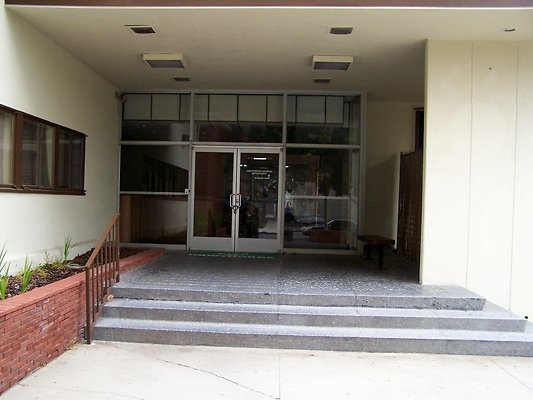 entrance old side
